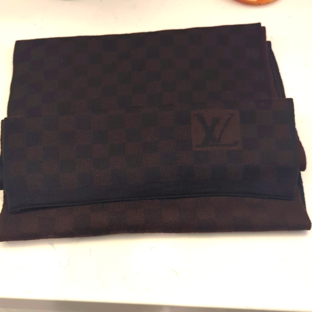 Louis Vuitton Scarf Damier Ebene Wool - Picture 6 of 11